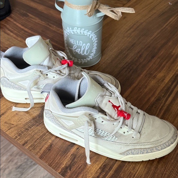 Beige and Red Sneakers - Picture 1 of 4